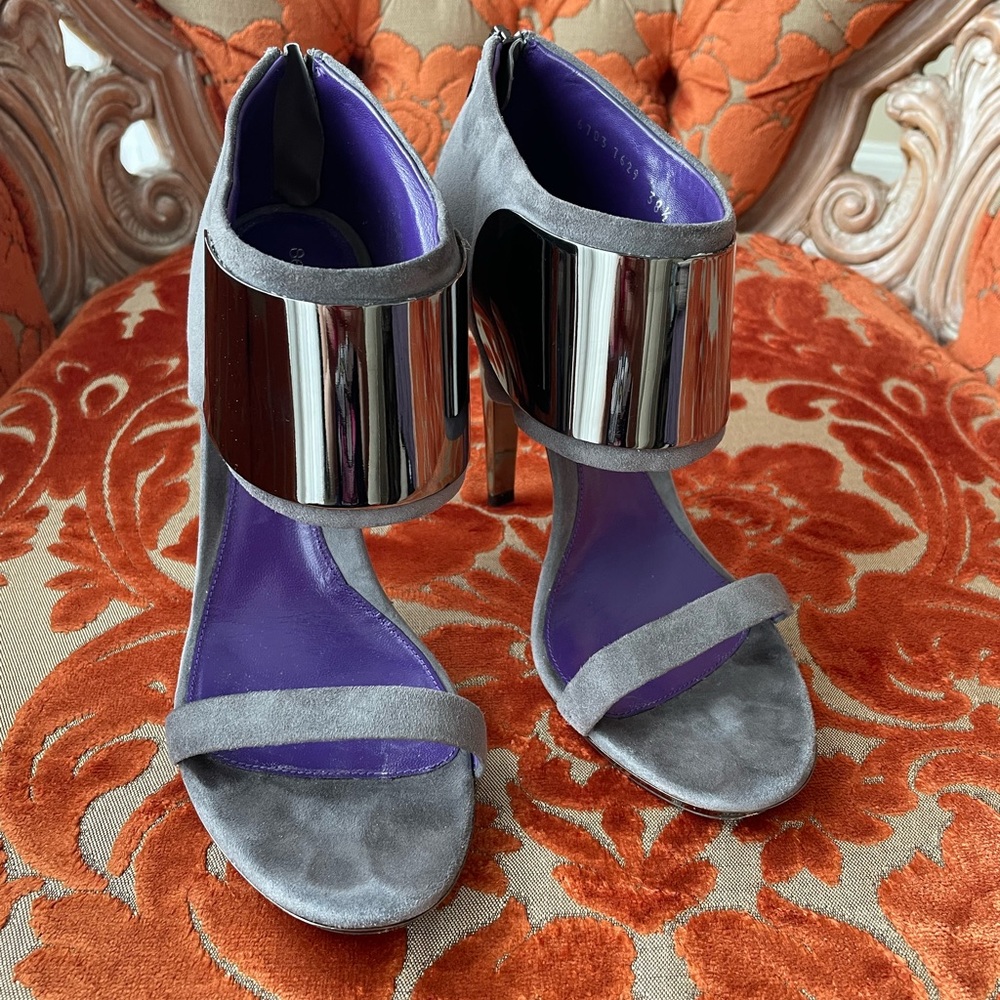 Sergio Rossi Suede Pumps